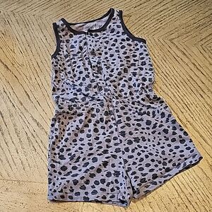 Leopard romper size 4T mini heroes